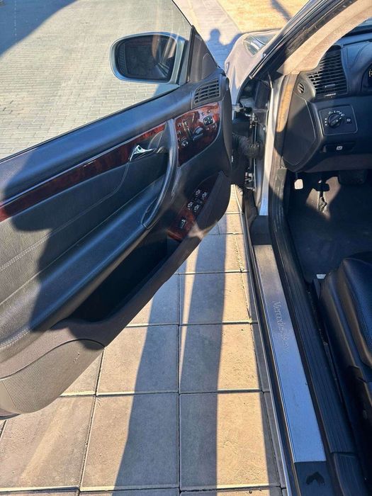 Mercedes CL 500 V8