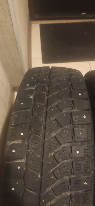 Зимние шины 185/65 R15