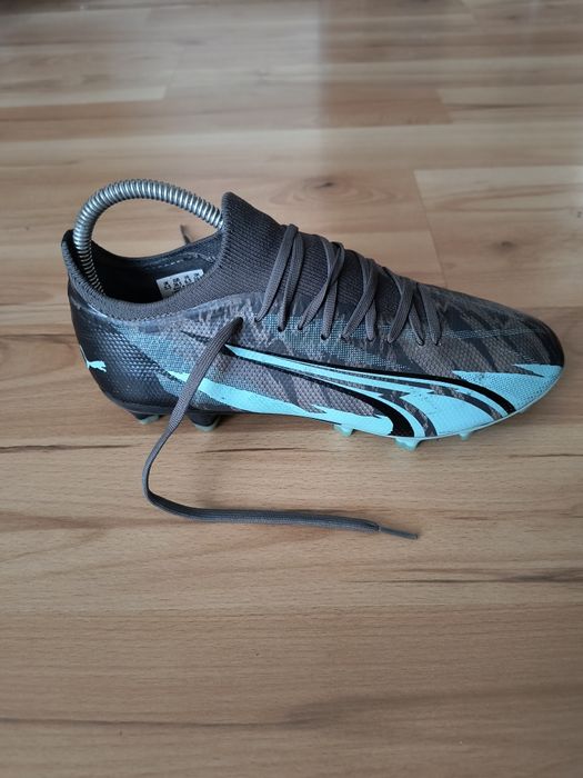 Ghete fotbal Puma Ultra Match Rush