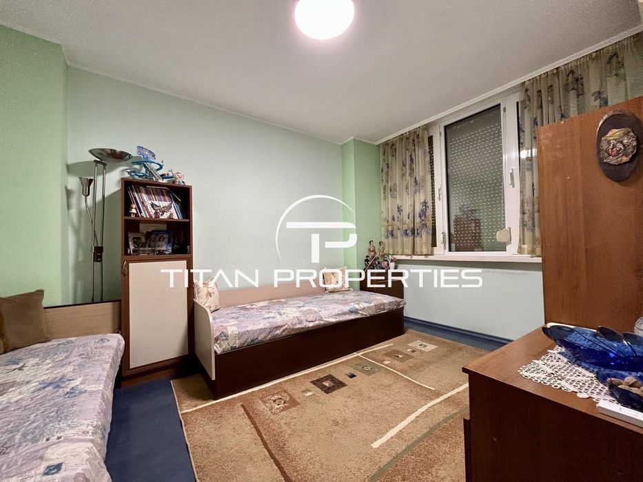 Продава се Тристаен апартамент в Пловдив, Каменица 2 - 68 кв.м за 1971 €/кв.м - Снимка #5