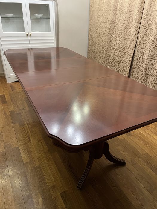 Обеденный стол, Малайзия