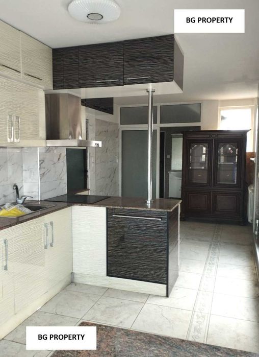 Продава се Тристаен апартамент в Пловдив, Център - 174 кв.м за 2409 €/кв.м - Снимка #7