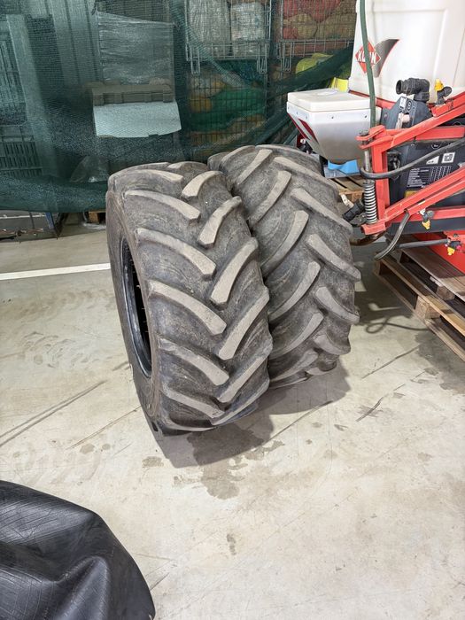 4 anvelope BKT – 2×18.4-30 + 2×405/70 R20