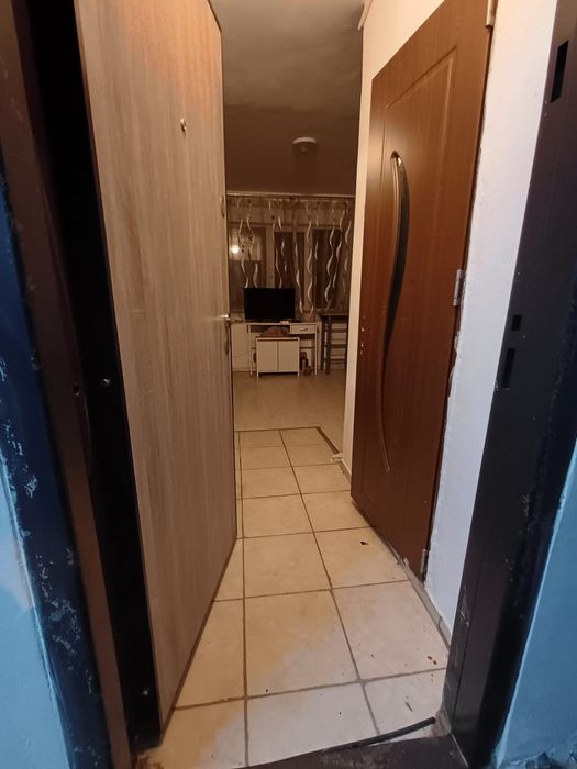 Garsoniera canta la bulevardul principal