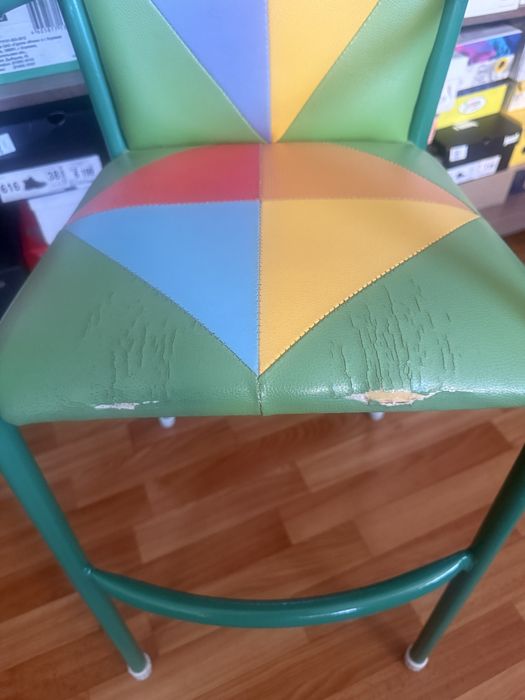 Продам детский стул