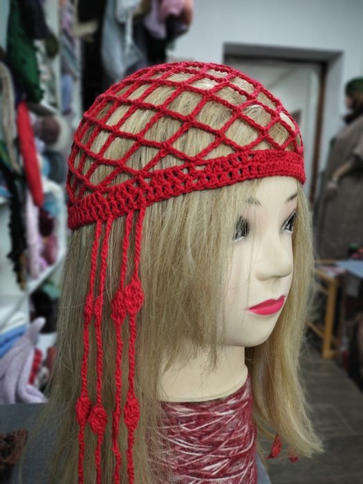 Головные уборы ручной работы