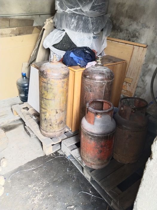 Продам газовые баллоны