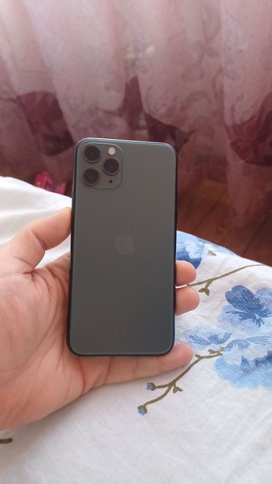 Айфон 11про 256гб IPhone