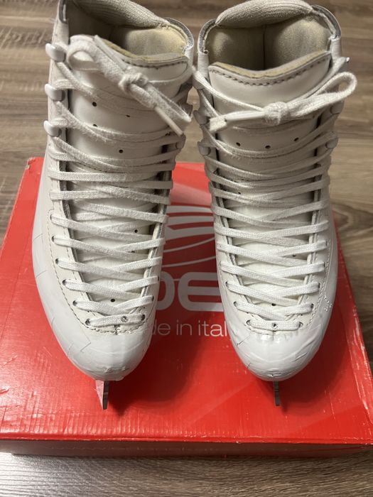 Коньки фигурные Edea Overtura set Coronation Ace