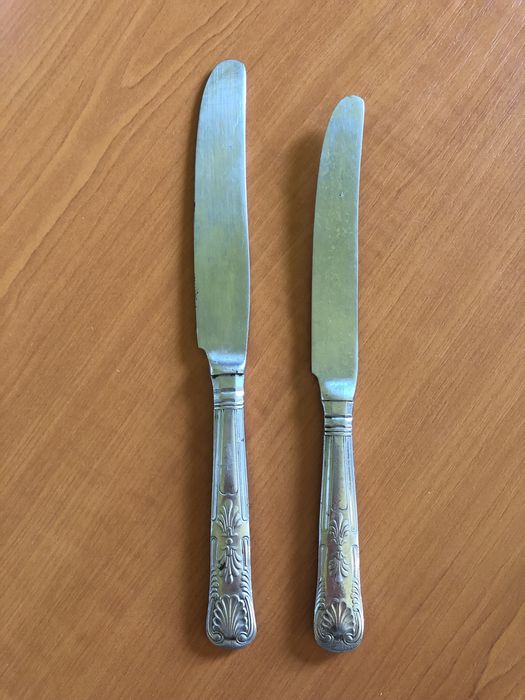 Порцеланово плато , Англия и други предмети