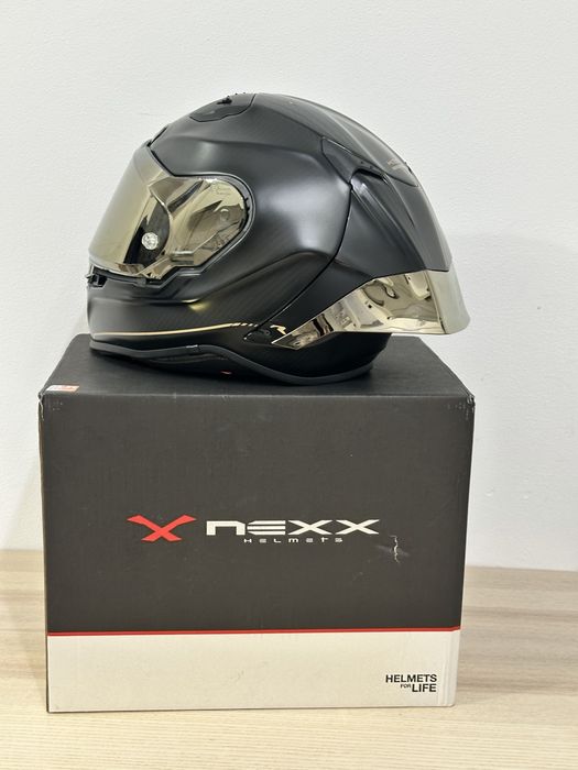 Casca Nexx XR3R Golden Edition