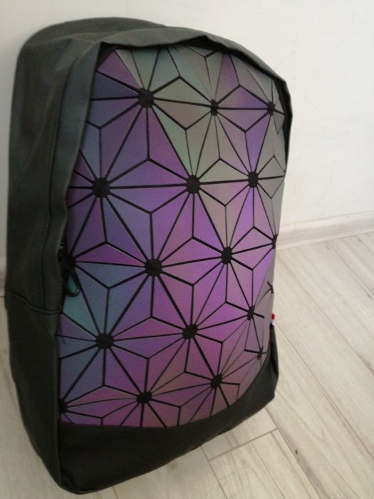 Хамелеонова раница / подходяща за училище/ с безплатна доставка