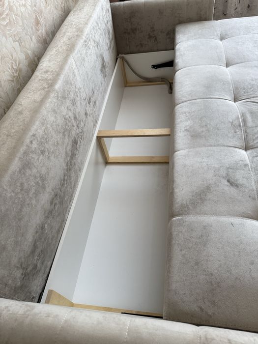 Продаю раскладной диван