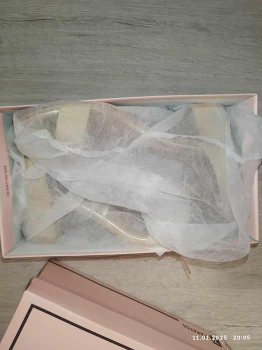 Сандали от Запатос номер 43