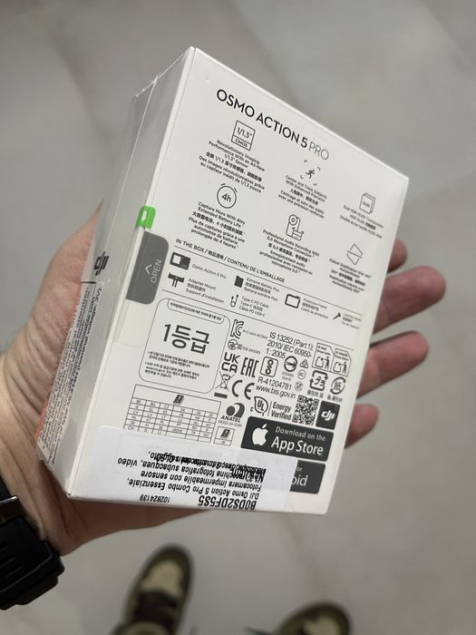 Camera de actiune DJI Osmo Action 6 Enhanced Combo