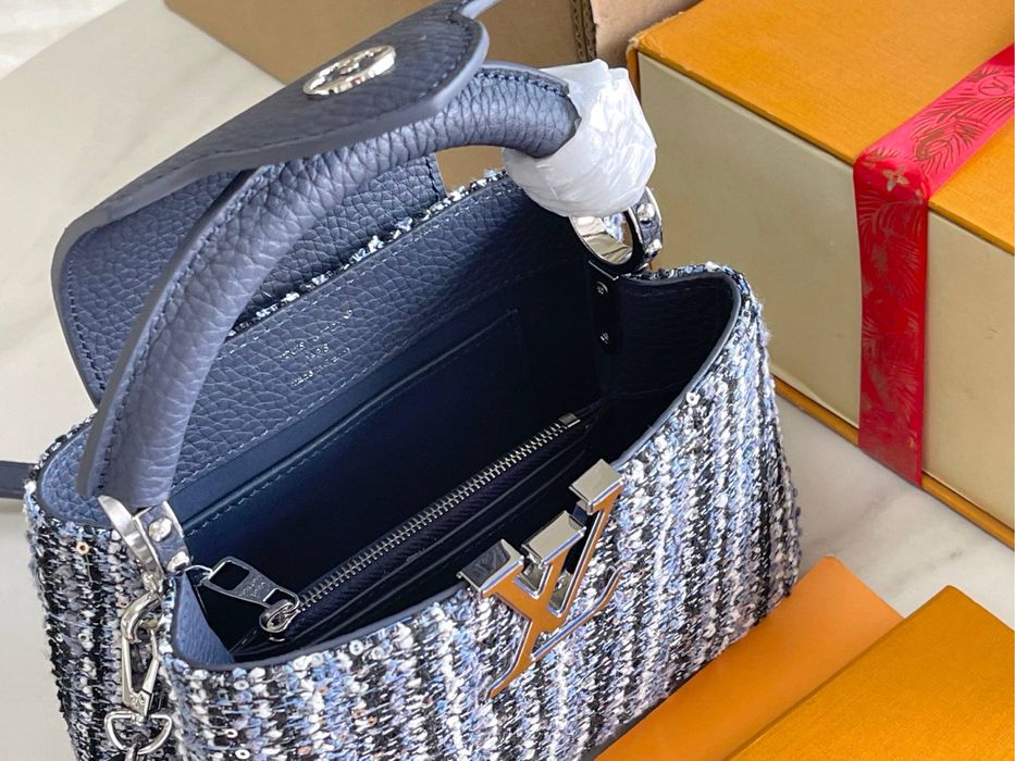 Geanta Louis Vuitton Capucines BB