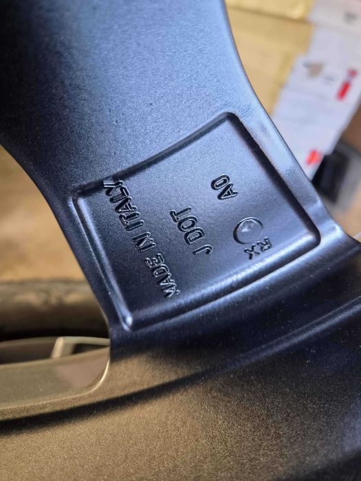 NISSAN ARIYA оригинални нови джанти 19" в комплект със зимни гуми 235/55/R19 Bridgestone Blizzak XL