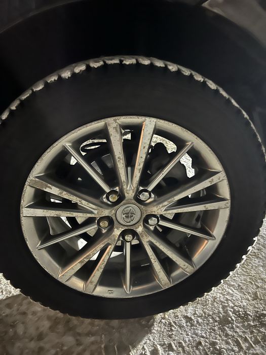 Продам диски с резниной тайота