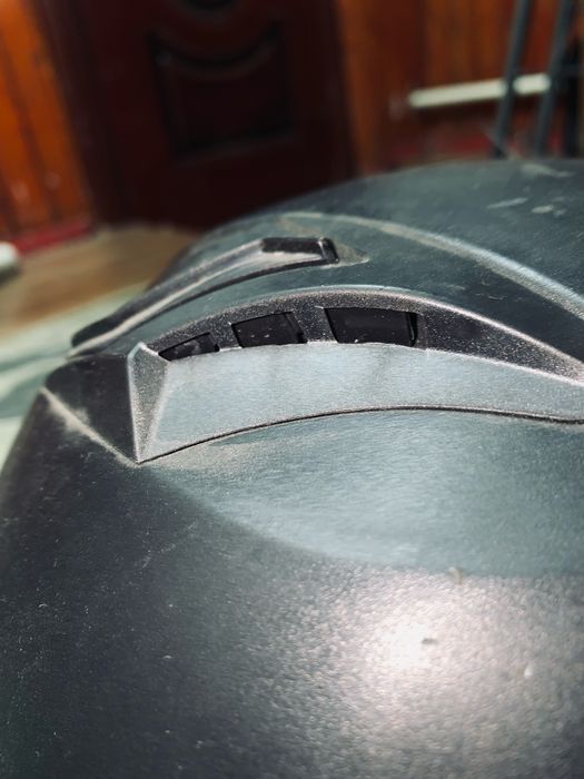 Продам шлем мотоэкипировка