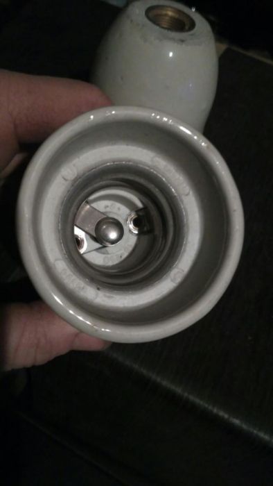 Порцеланова фасунга