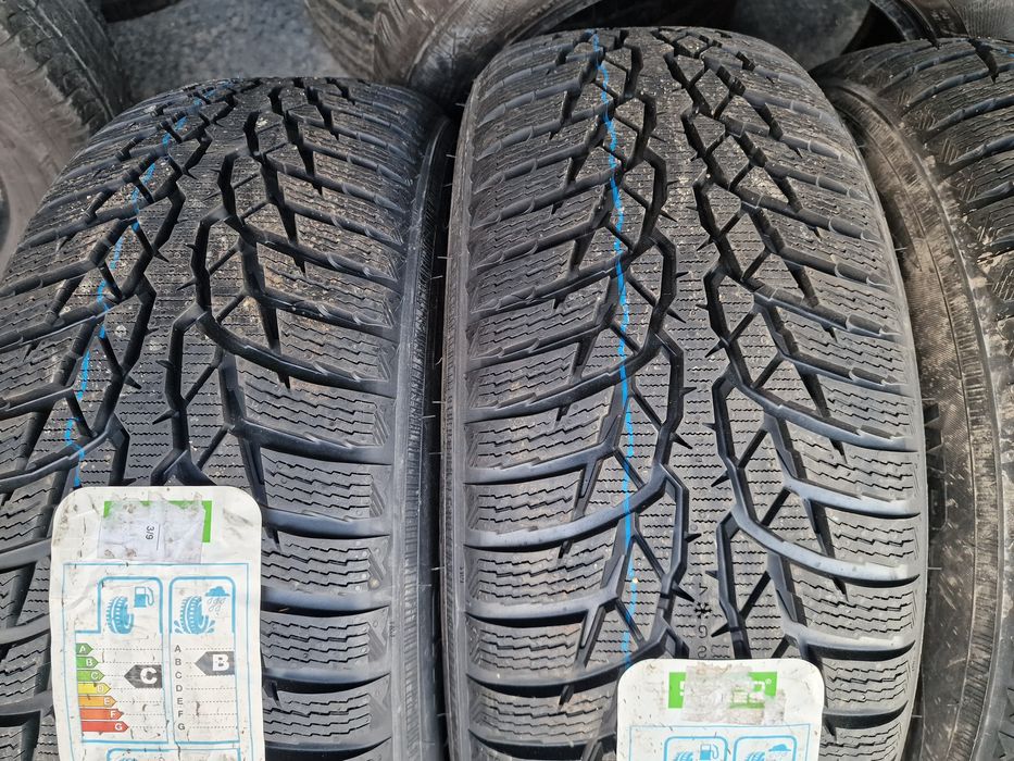 Anvelope 205/65R16 marca Nokian, M+S, noi