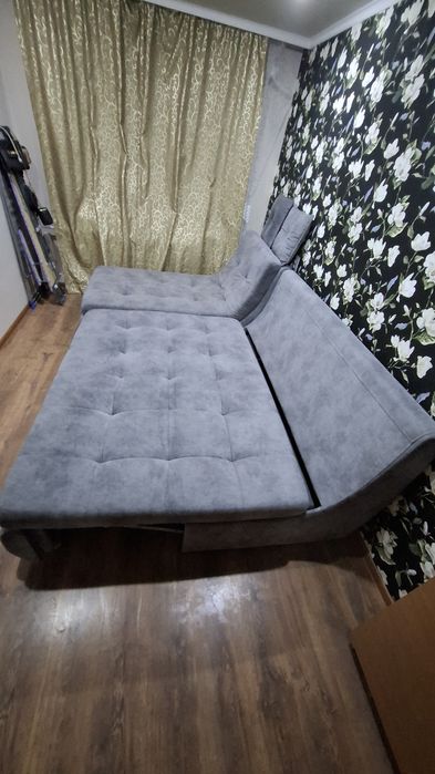 Продаётся диван и кресло