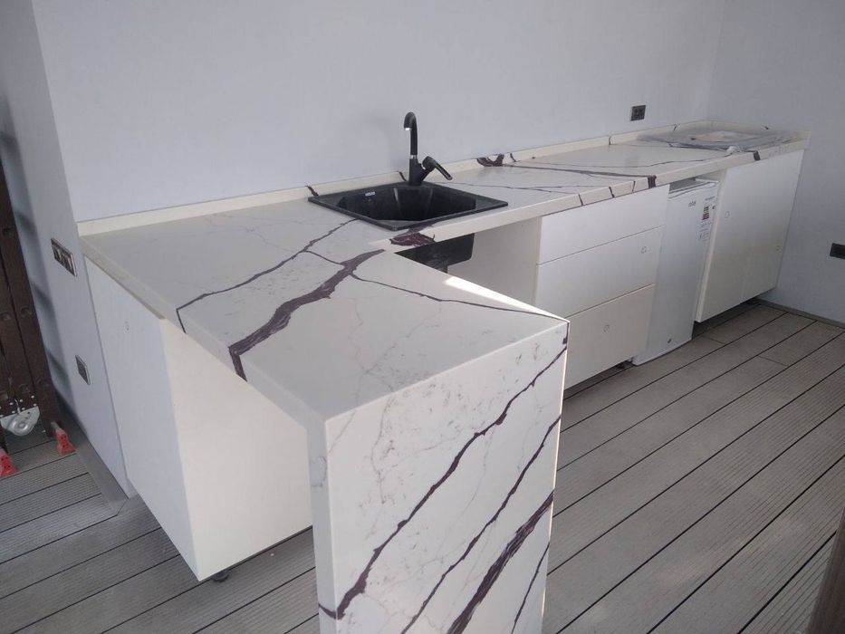 Столешница из искусственного камня