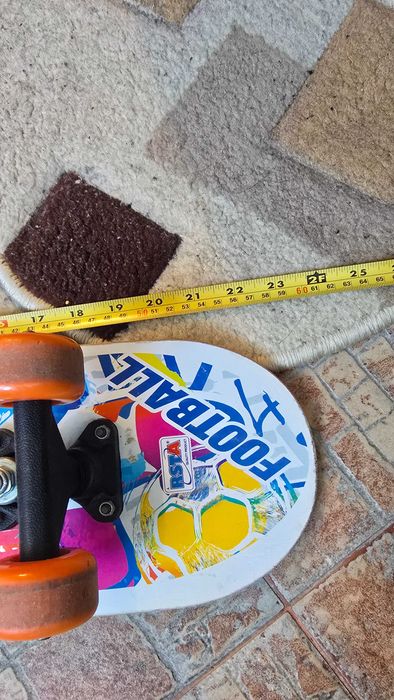 Vand scateboard in stare foarte buna