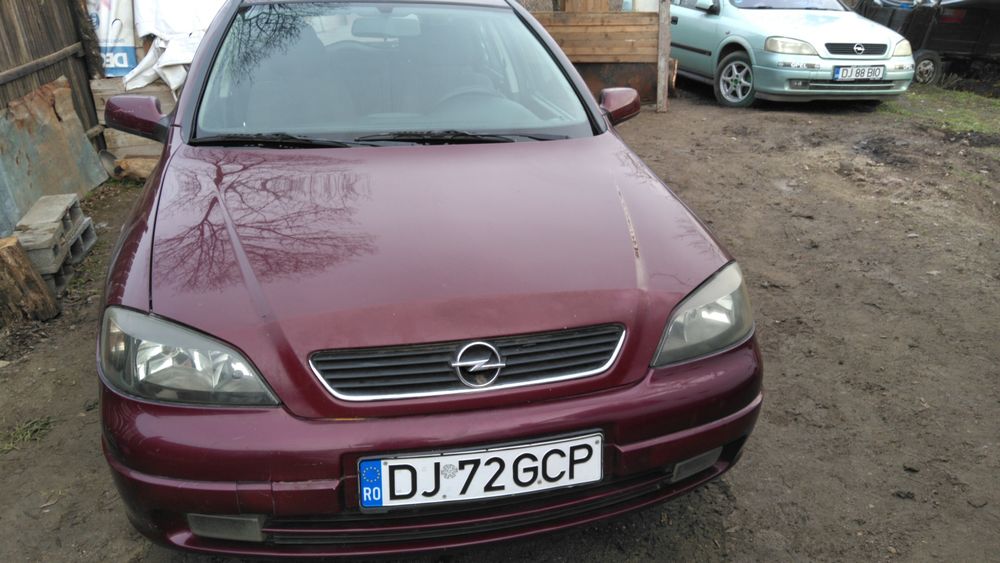 De vânzare Opel caravan 1.6 Benzina vânduta