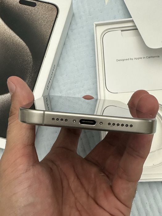 Iphone 15Pro Max 256/sim Ideal