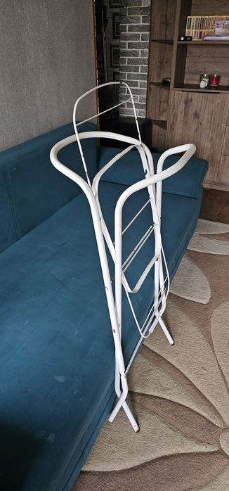 Поставка под ванну