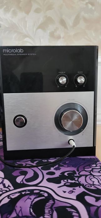Продаётся акустическая система Microlab