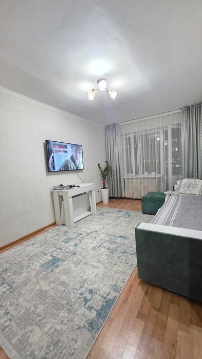 Продается 1 ком кв район ЕВРАЗИИ