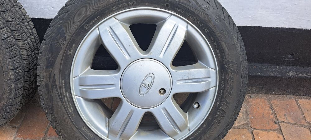 Диски с резиной 15