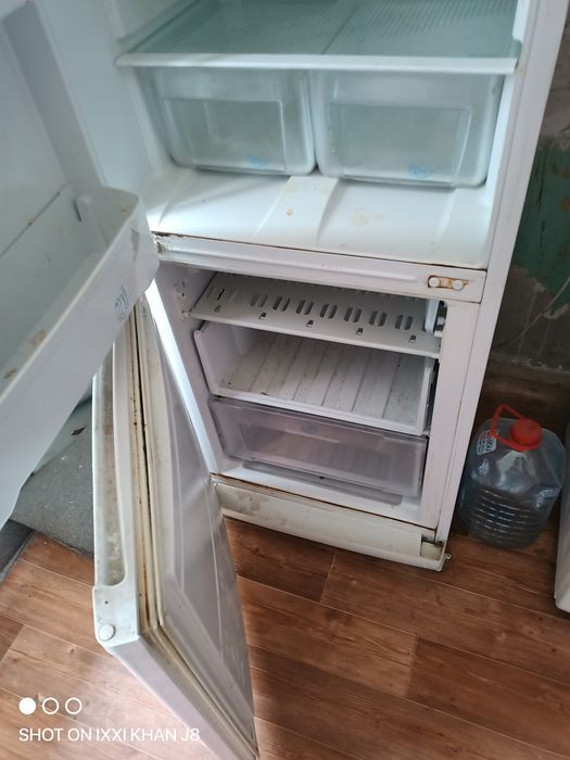 Продам холодильник