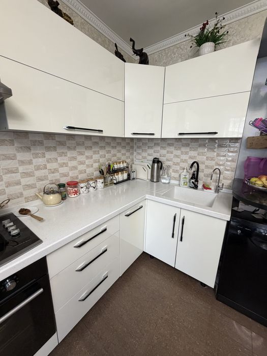 Продам кухонный гарнитур