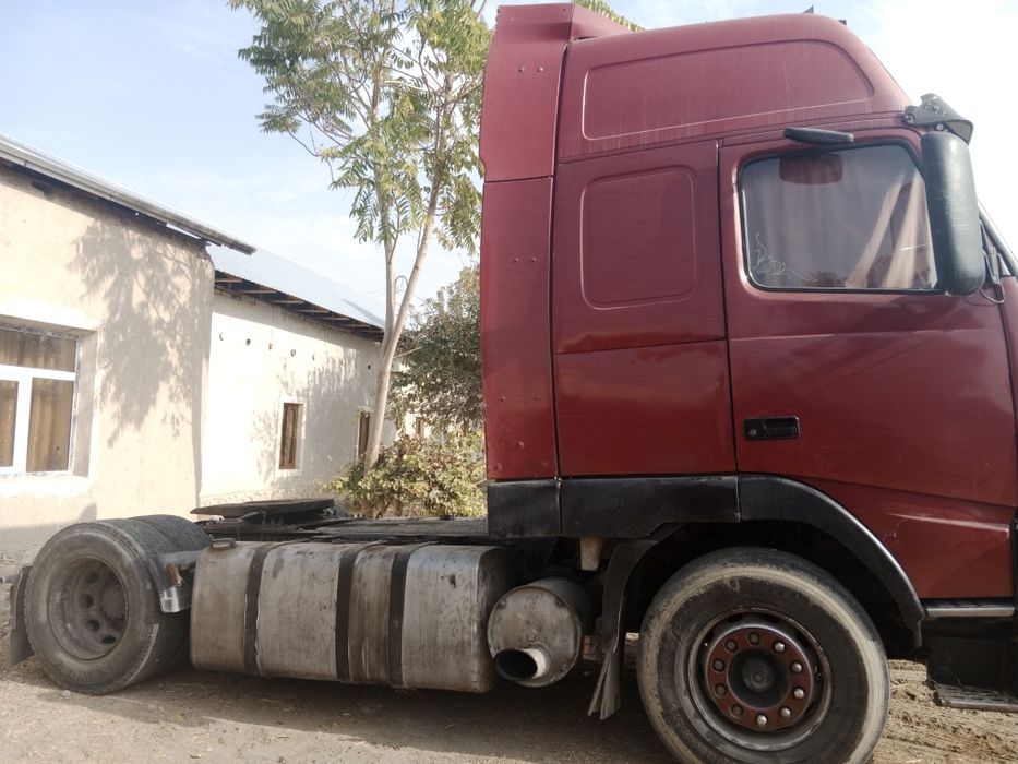 Volvo 1998 yil 11000