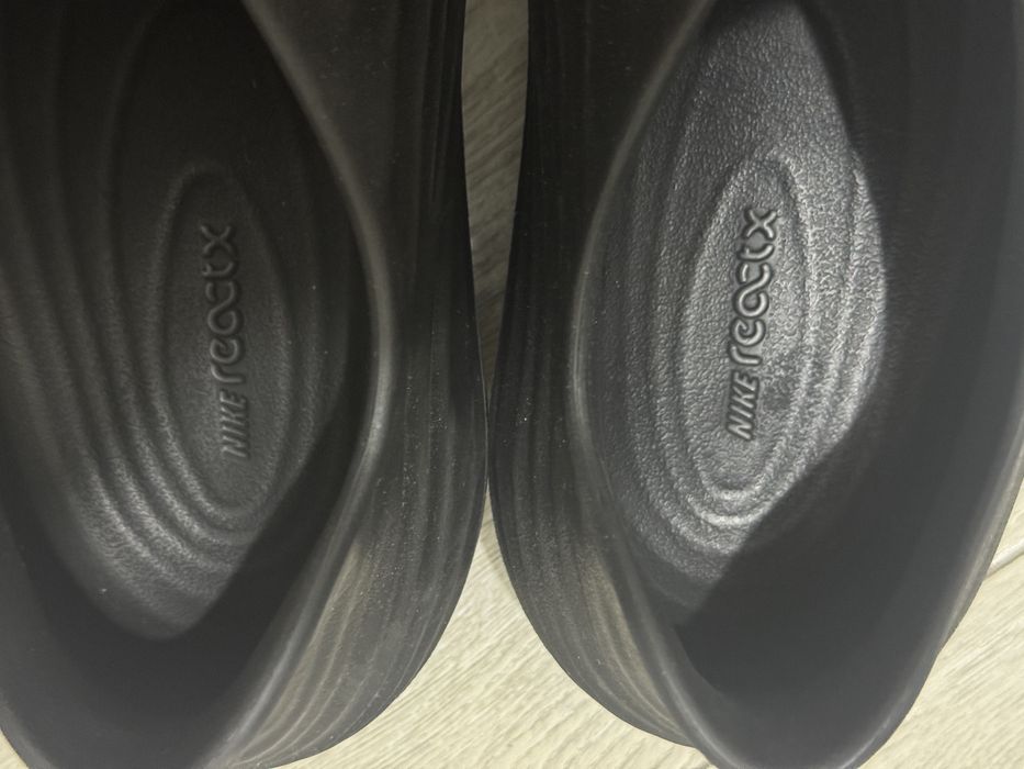Кроссовки Nike reactx rejuven8