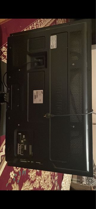 Продается телевизор SAMSUNG