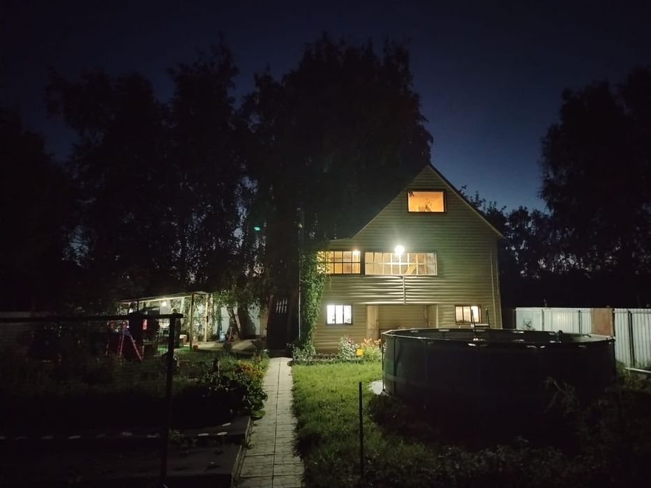 Дача на берегу Ишима