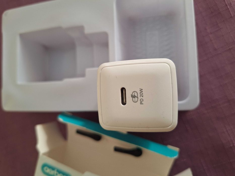 Мрежово зарядно, бързо зареждане, Type-c, от 5V до 12V, 3A, 20W