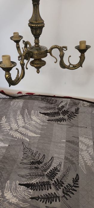 Люстрами железка