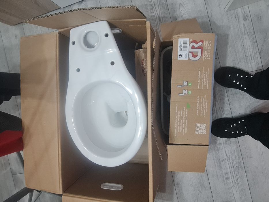 Wc + lavoar și bază