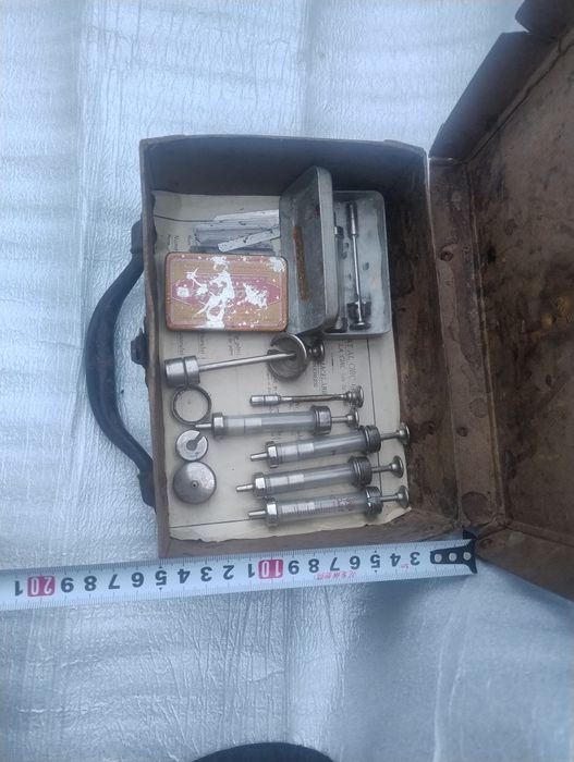 Trusa  veche doctor posibil veterinar