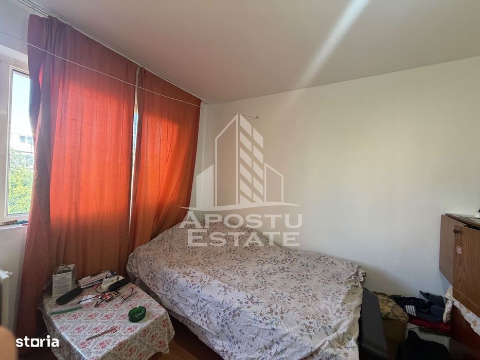 Garsonieră de vânzare , Zona UMT,Timișoara