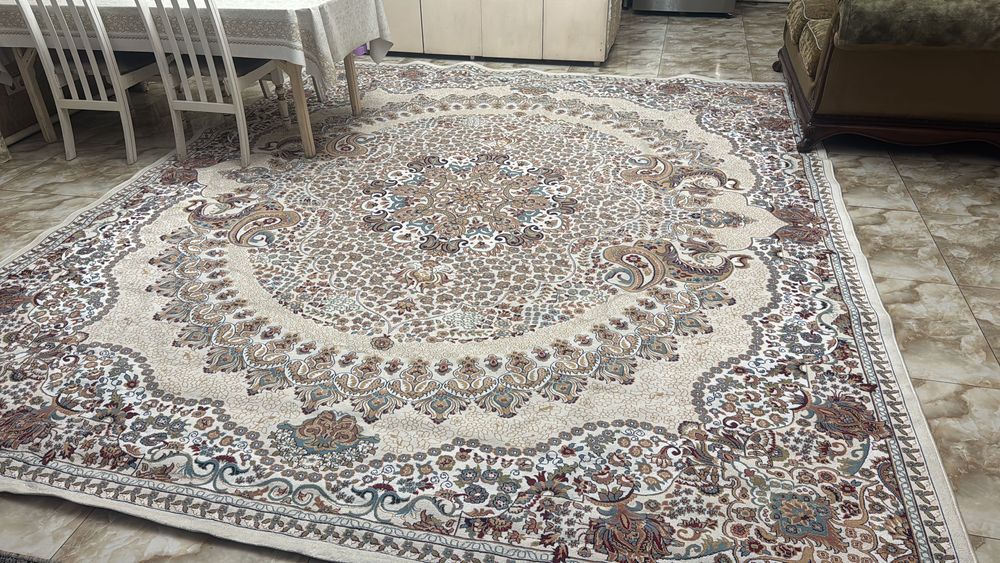 Продам Ковёр 3/4 б/у 45000 Алматы