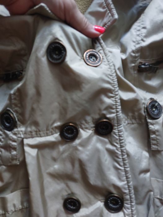 Яке за момиче есенно