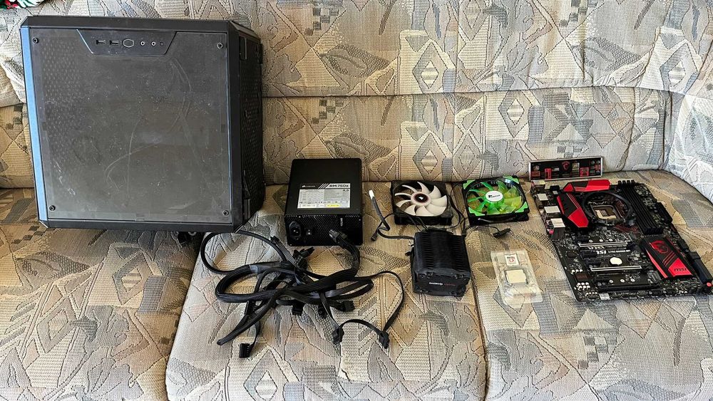 Piese PC mid-high end (placa MSI + i5-6600k + 2 fans + carcasa + sursa