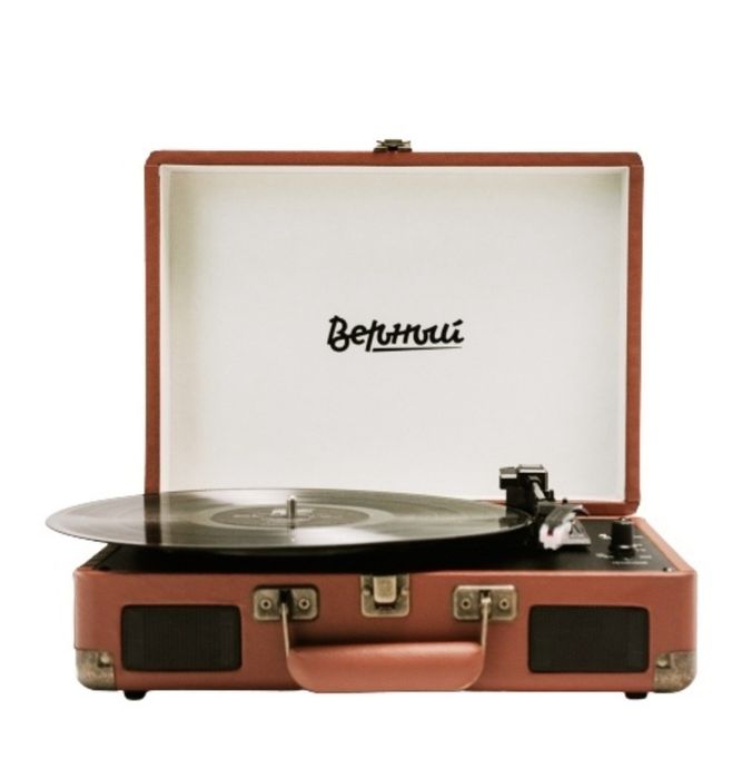 Виниловый проигрыватель Верный Deluxe