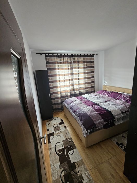 Închiriez apartament 2 camere alexandru